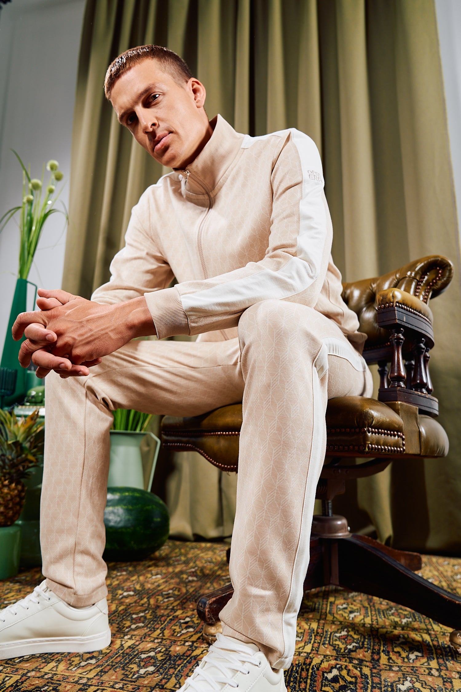 Geo Track Pants – Beige Slim Fit Trainingshose